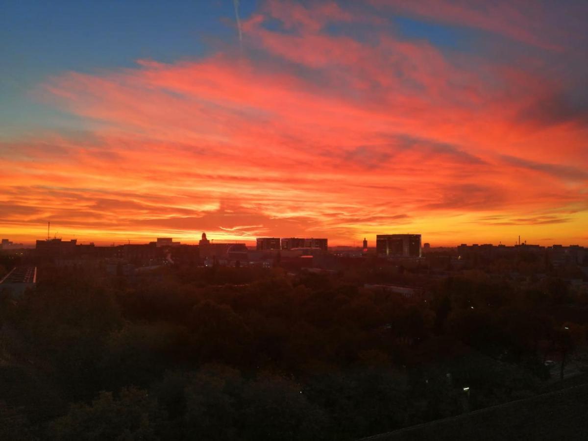 Magic Spot Lägenhet Bukarest Exteriör bild